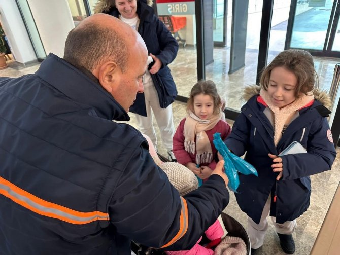 Yalova Altınova Depremzedeler İçin Bir Oldu