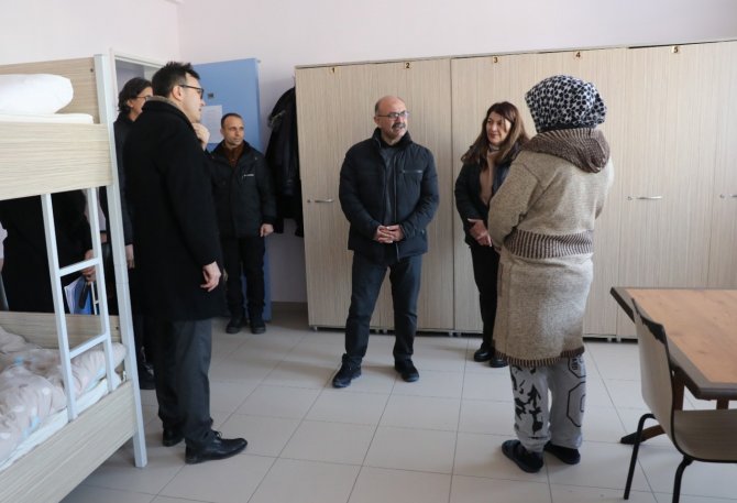 581 Depremzede Kütahya’daki Barınma Merkezlerine Yerleştirildi