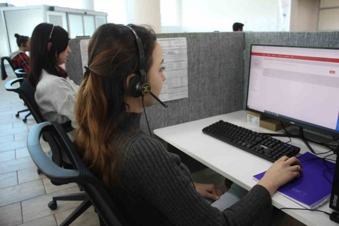 Alo 144 Afet Yardım Hattı 6 Şubat’tan Bu Yana 250 Bin Çağrıya Cevap Verdi