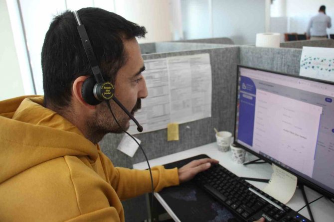 Alo 144 Afet Yardım Hattı 6 Şubat’tan Bu Yana 250 Bin Çağrıya Cevap Verdi