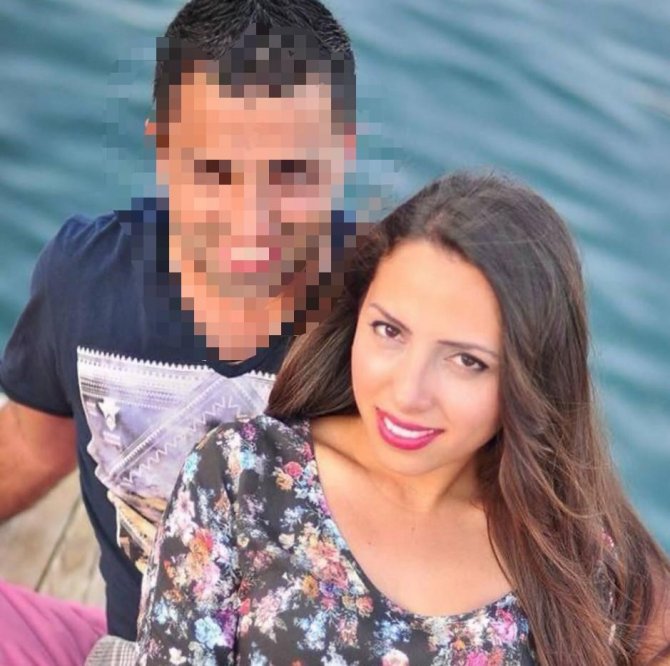 Antalya’da Uzaklaştırması Olan Eş Dehşeti: İ̇ş Dönüşü Bıçaklayarak Öldürdü