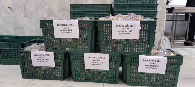 Deprem Bölgesinin Ekmek İhtiyacını Karşılamak İçin Seferber Oldular