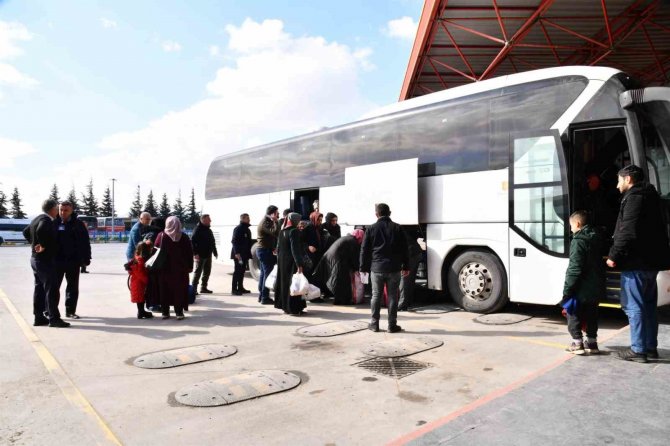 Balıkesir, Depremzedeleri Bağrına Bastı