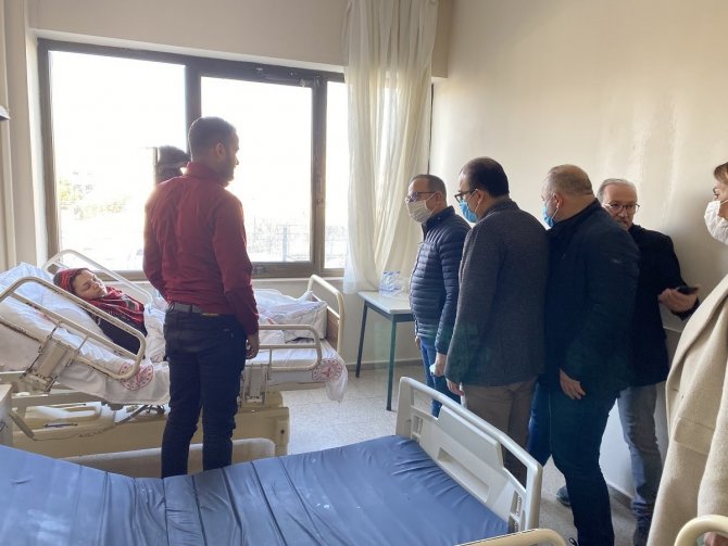 Ak Parti İ̇zmir İ̇l Başkanı Sürekli: "147 Tır Bölgeye Gönderildi”