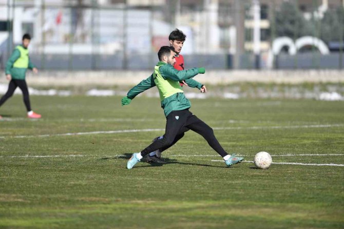Bursaspor’da Hazırlıklar Devam Ediyor