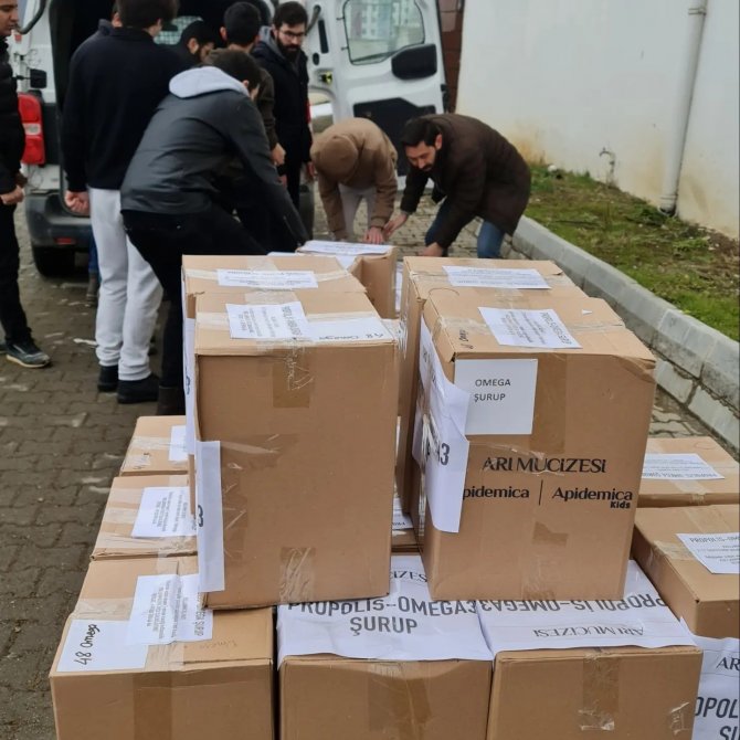 Depremzedelerin Sağlığı İçin Arı Mucizesi Firması Harekete Geçti