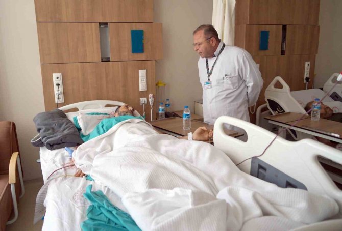 Depremzede Yıldırım: “Ayda Birkaç Kere Depremler Oluyordu, Yine Küçük Zannettik.”