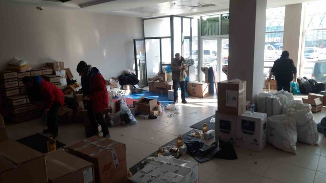 Esdag Deprem Bölgesine Yardım Taşıdı