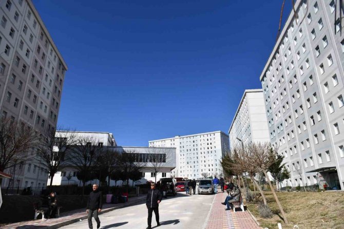Isparta’da 5 Bin 593 Depremzede Misafir Ediliyor