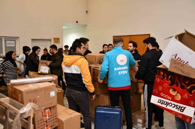 Karabük Depremzedeler İçin 9 Milyon Lira Yardım Topladı