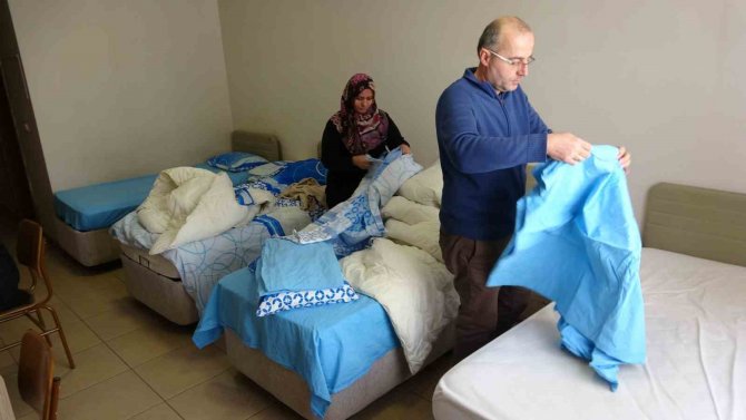Elazığ’da Depremzedeler Kyk Yurtlarında Misafir Ediliyor