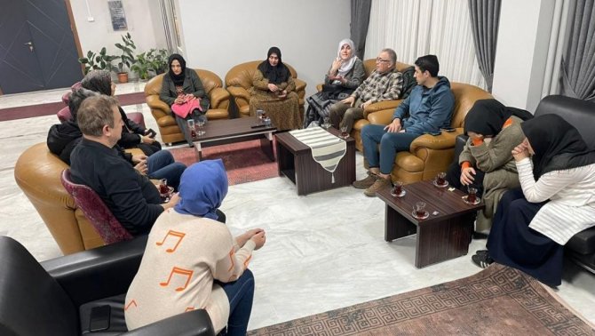 Bilecik’e Gelen Depremzedeler Kalacakları Yere Yerleştirildi