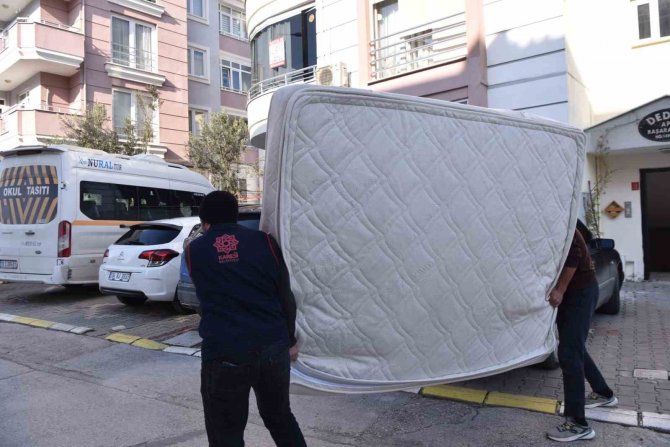 Karesi Belediyesi’nden Ev Eşyası Toplama Kampanyası