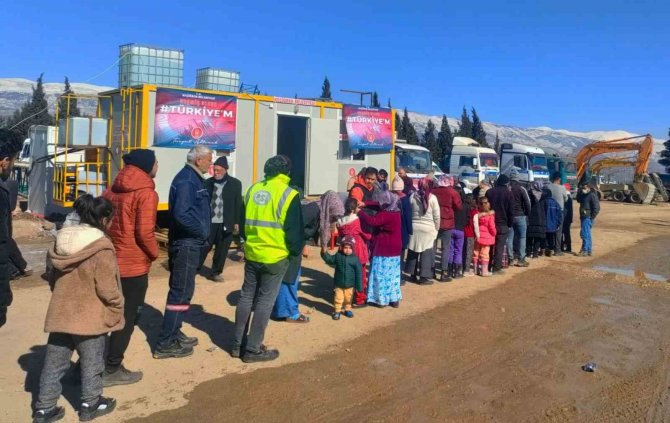 Keçiören Belediyesinden Mobil Mutfakla Aşevi Hizmeti