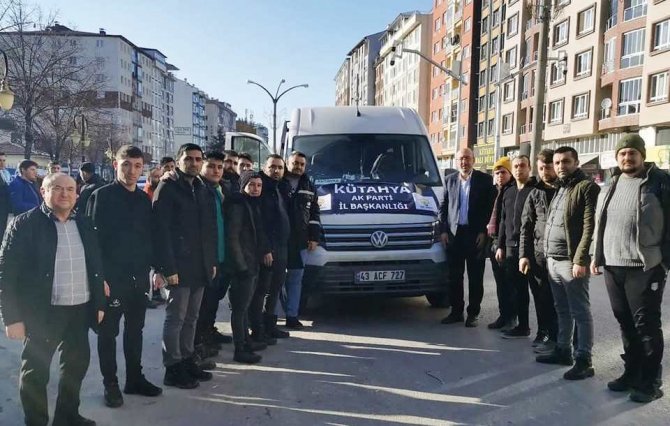 Ak Parti Kütahya İ̇l Gençlik Kolları Başkanlığı, Deprem Bölgesine Yeni Ekip Gönderdi