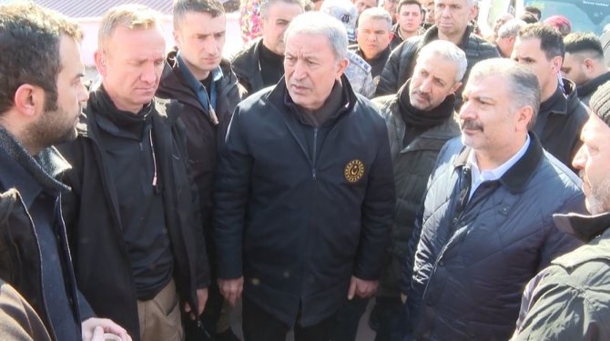 Milli Savunma Bakanı Akar Ve Sağlık Bakanı Koca’dan Hatay Kent Merkezinde İnceleme