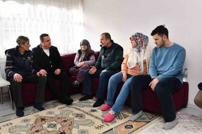Başkan Kanar’dan Kara Ailesine Taziye Ziyareti