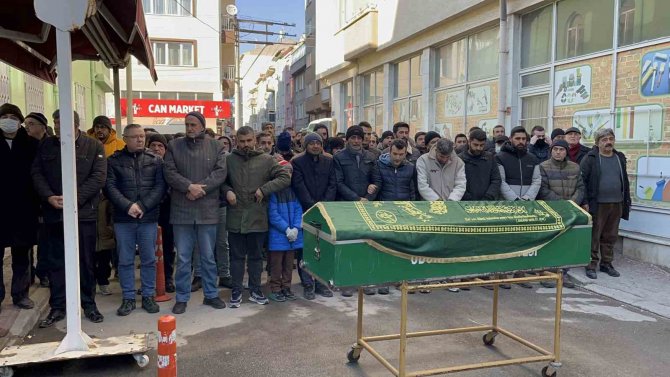 Hatay’da Enkaz Altından Çıktı, Kütahya’da Yangında Hayatını Kaybetti