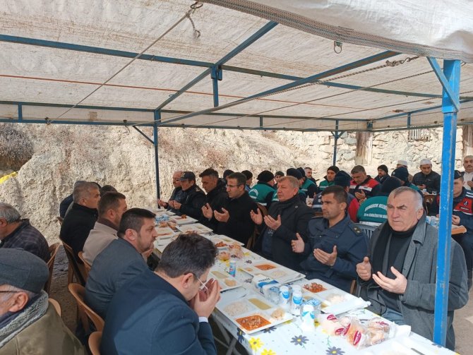 Şehit Piyade Er Mert Can Sümbül İçin Mevlidi Şerif Okundu