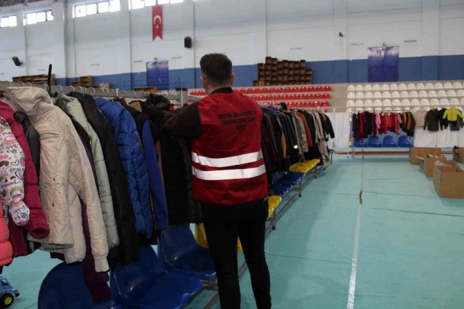 Sinop’ta Depremzedeler İçin ‘Sosyal Mağaza’ Kuruldu