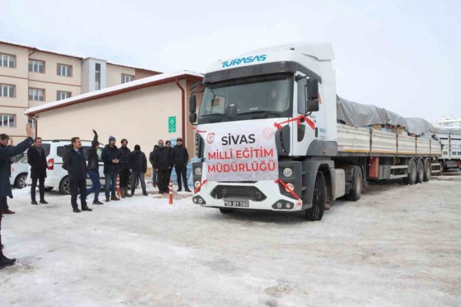 Sivas’ta Eğitim Camiası Seferber Oldu