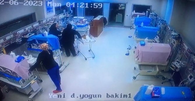 Şiddetli Sarsıntıya Rağmen Kuvözleri Bırakmadılar