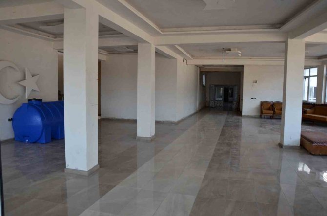 Manisa’da 200 Yatak Kapasiteli Huzurevi Depremzedeler İçin Hazırlanıyor