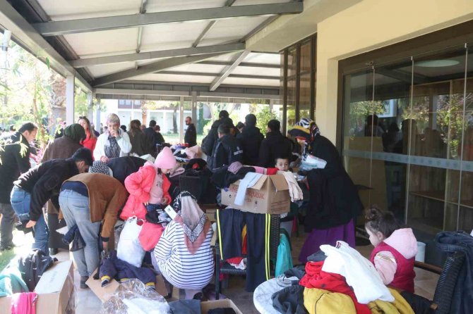 Fethiye’ye Gelen Depremzedeler Turistik Otellere Yerleştiriliyor
