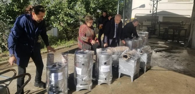 Alaplı Meslek Lisesi Öğrencileri Depremzedeler İçin Soba Üretiyor