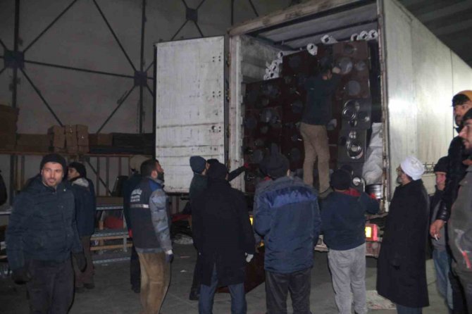 Ağrı’dan Sekizinci Yardım Tırı Afet Bölgesine Gönderildi