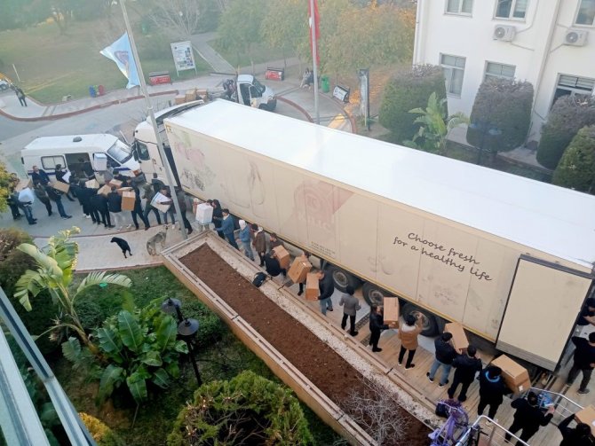 Akdeniz Üniversitesi’nden Deprem Bölgesine Yardım Eli