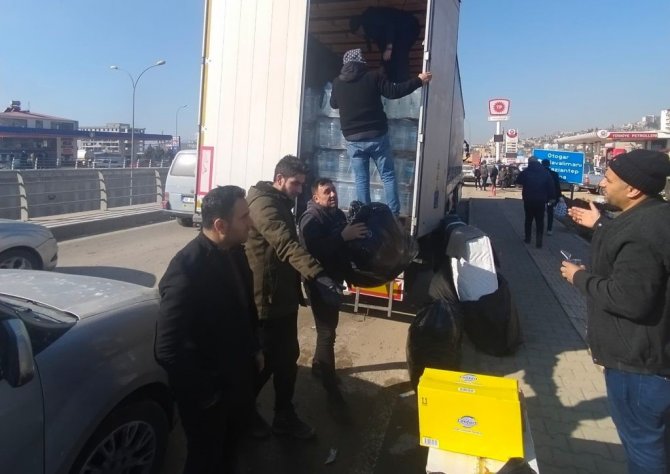 Akdeniz Üniversitesi’nden Deprem Bölgesine Yardım Eli