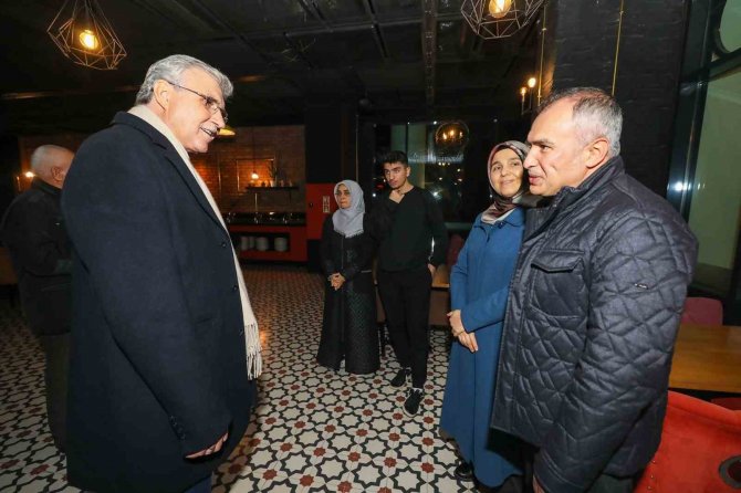 Sakarya Depremzedelere Kucak Açtı: “Burası Sizin Eviniz”