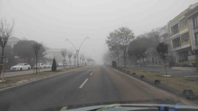 Bandırma’da Sis Etkili Oldu