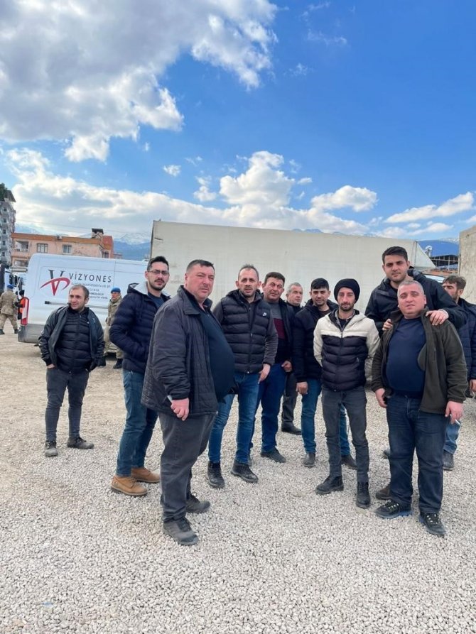 Başkan Özkan Alp Deprem Bölgesinde