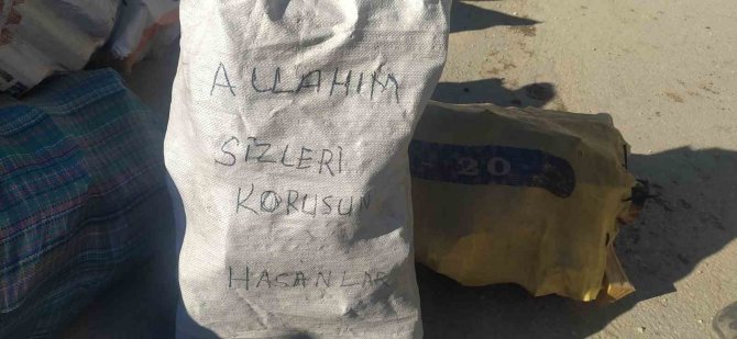 Deprem Bölgesine Çuvallarla Odun Gönderildi