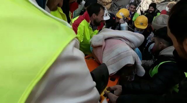 Hatay’da 205 Saat Sonra Hayata Dönüş