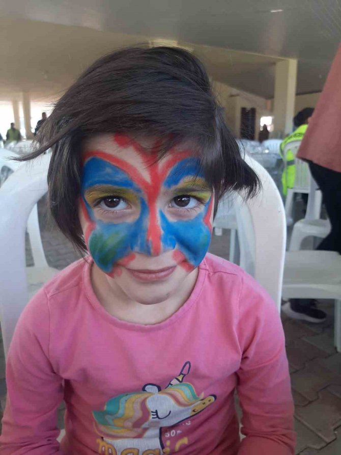Antalya’da Depremzede Aile Ve Çocuklara Psikolojik Destek Veriliyor