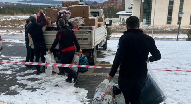 Dpü Tömer Öğrencilerinden Depremzedelere Destek