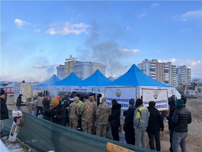 Elbistan’da Kurulan Destek Merkezi İle Yaralar Sarılıyor
