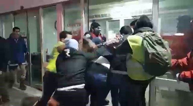 İ̇skenderun’da Hırsızlık Ve Yağma Suçu Şüphelilerine Saldırı