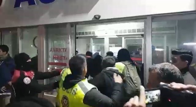 İ̇skenderun’da Hırsızlık Ve Yağma Suçu Şüphelilerine Saldırı