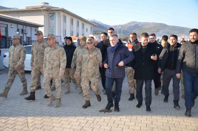 Vali Bilgin’den Yabancı Kanal Muhabirine Tokat Gibi Cevap