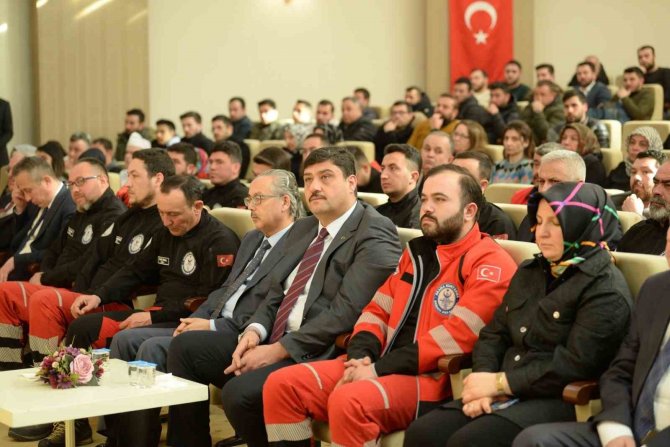 Kahramanlar Evine Döndü
