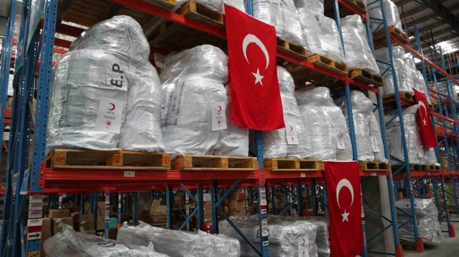 Pekin Büyükelçisi Önen: "Türkiye’ye 254 Ton Yardım Ulaştırdık"