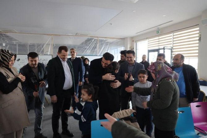 Yüzyılın Felaketini Yaşayan 803 Depremzede Darıca’ya Getirildi