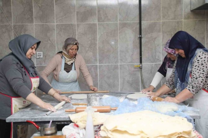 Elazığ Depremzedeler İçin Tek Yürek