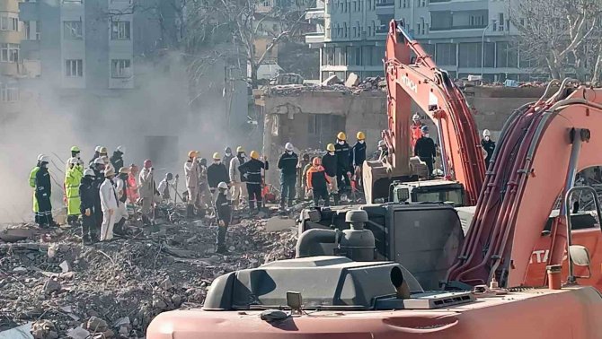 İ̇slahiye’de Arama-kurtarma Çalışmaları 9’uncu Gününde