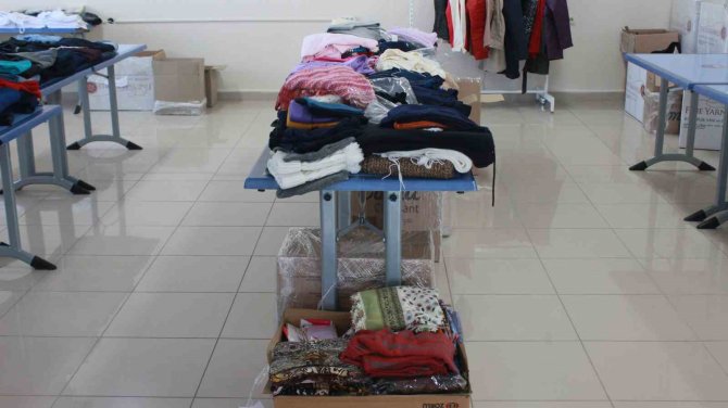 Depremzedeler İçin Kırklareli’nde ‘Sevgi Mağazası’ Kuruldu