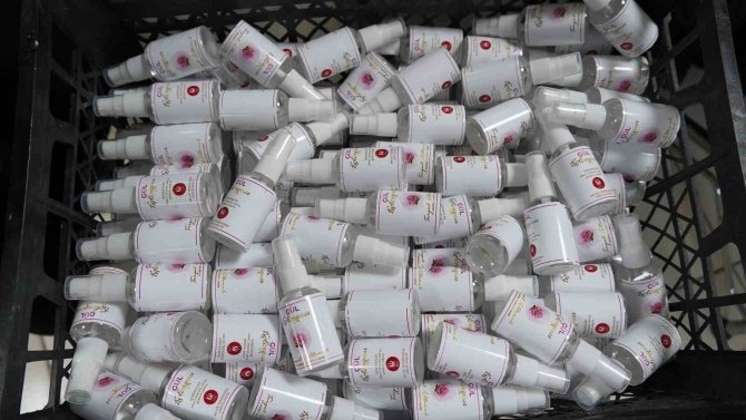 Keçiören Belediyesi Deprem Bölgesine Hijyen Kiti Gönderdi